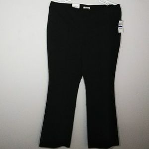 Style & CO Women's Boot Leg Mid Rise Pant